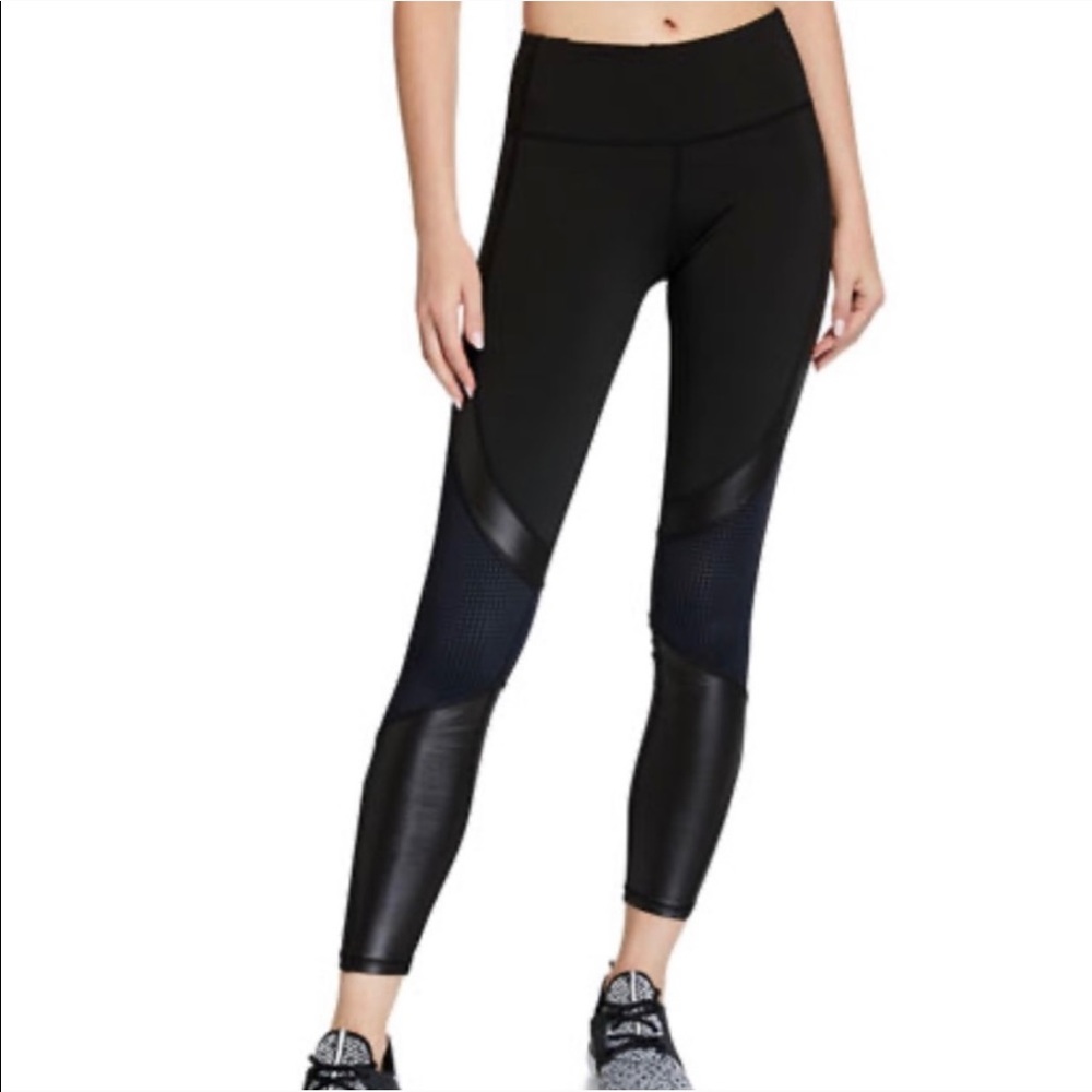 BCBGMAXAZRIA Performance Wear leggings NWT